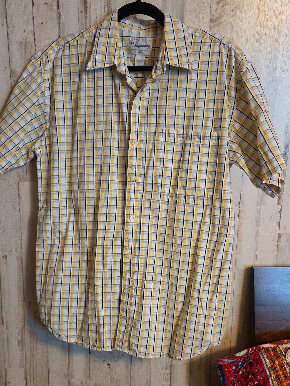 US Expedition Brand Men's Short-Sleeve Yellow Plaid Button-Up Shirt